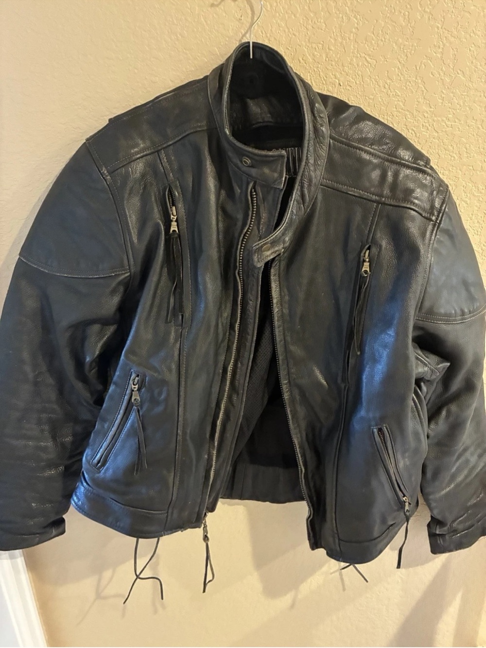 Frontier Leather Black Jacket Biker Motorcycle Zip Size 48 Vintage